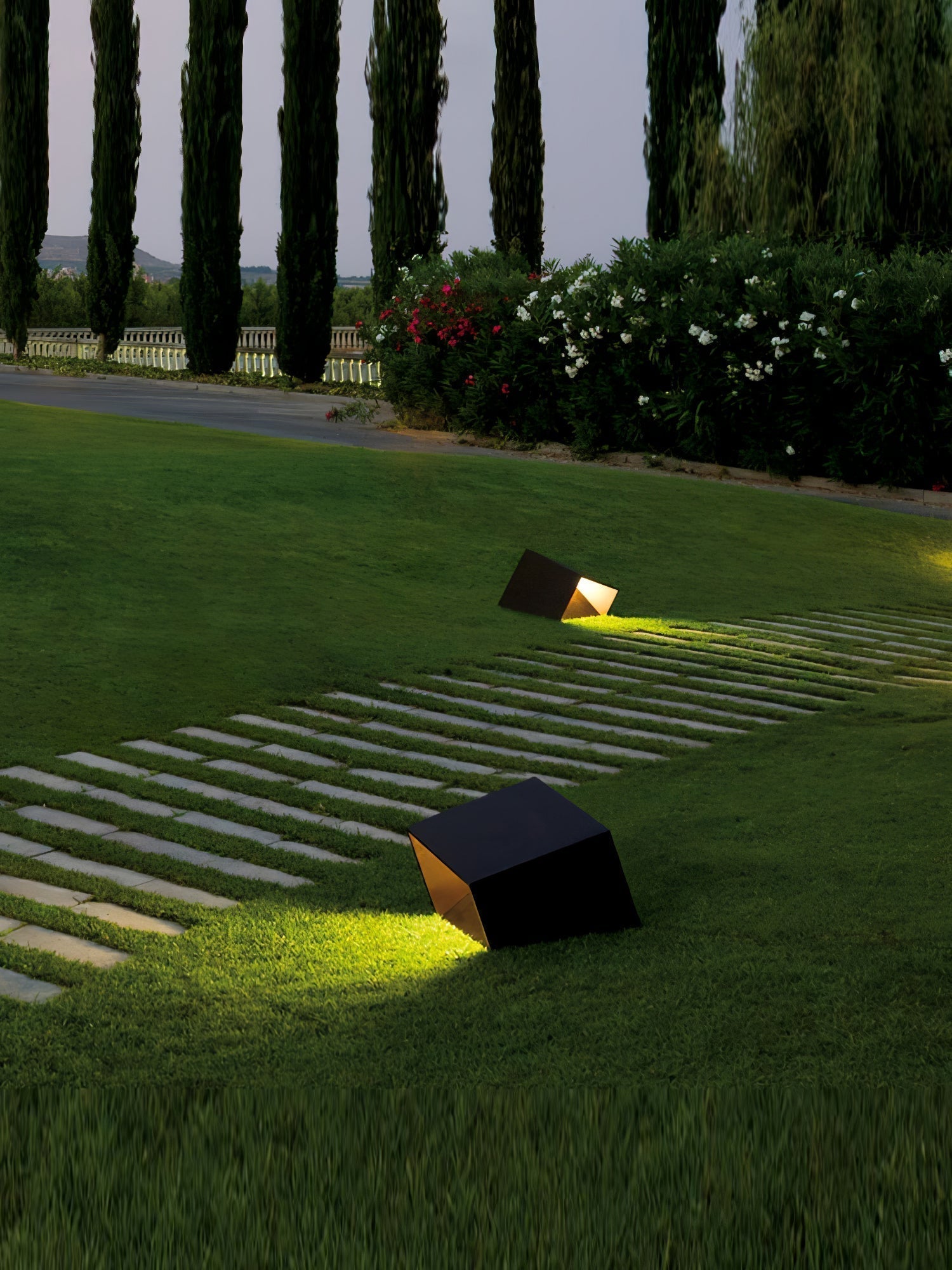 Evsore Lampe Solaire Extérieure Unique Cube Jardin - Neutralighting