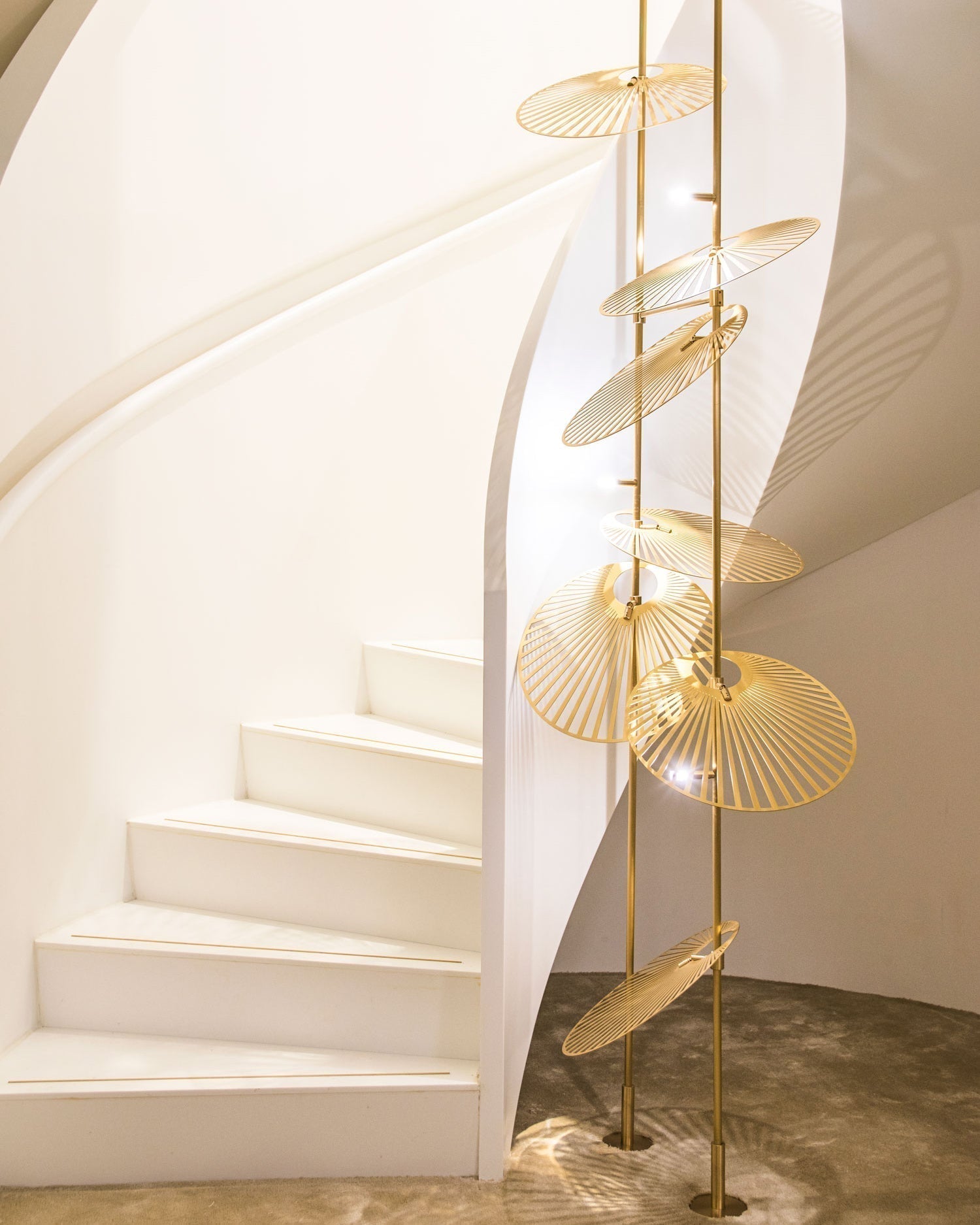 Odoraris Luxueux Feuille Lustre - Neutralighting