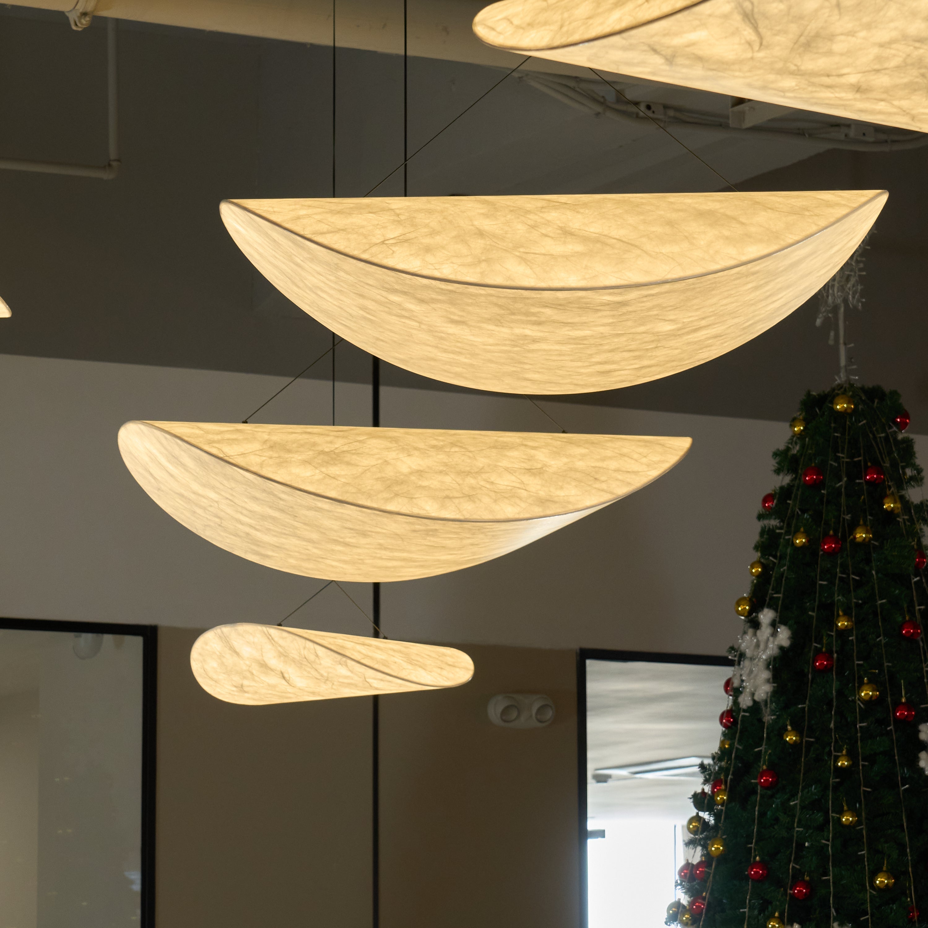 Vela Lampe Suspendue Minimaliste en Soie - Neutralighting