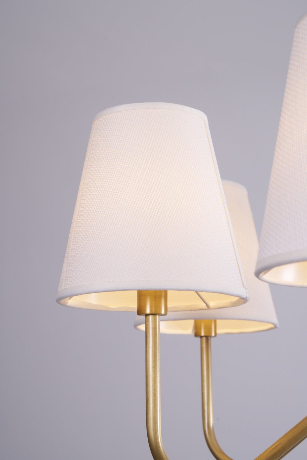 Viraean Chandelier Industriel Vintage en Laiton et Tissu - Neutralighting