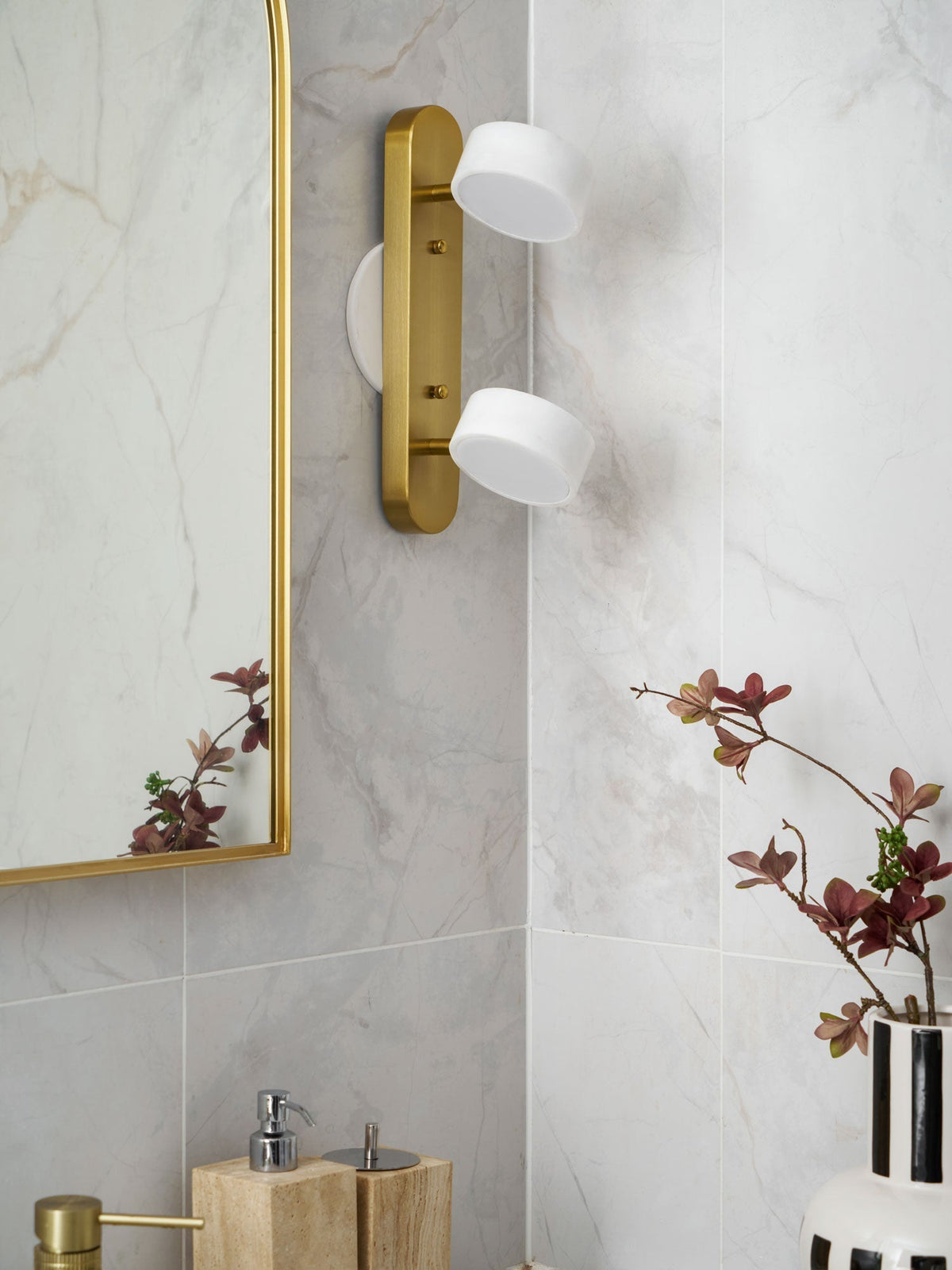 Orshaa Linéaire Travertin Vanité Lumière - Neutralighting