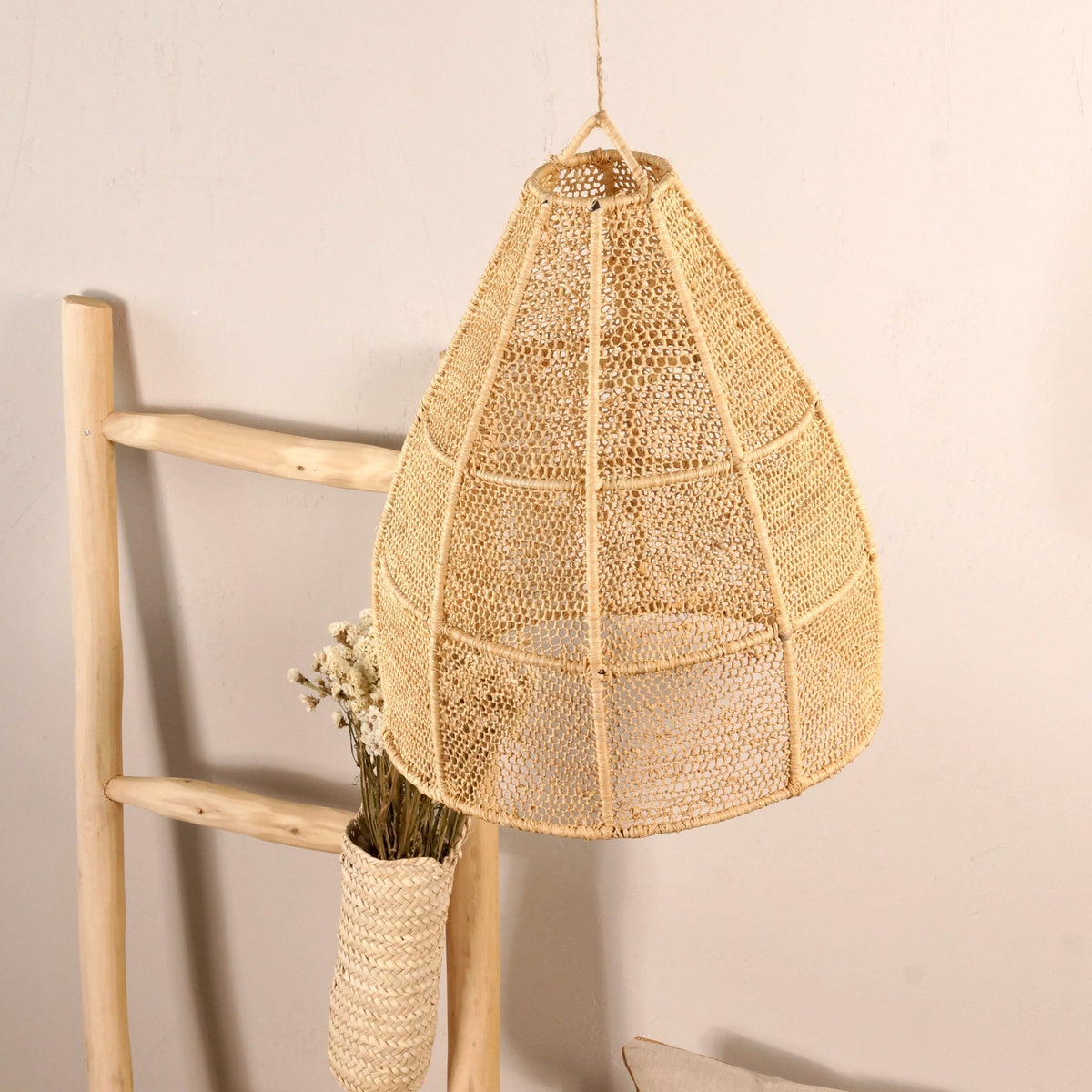 Suspension en dentelle de raphia - Droite