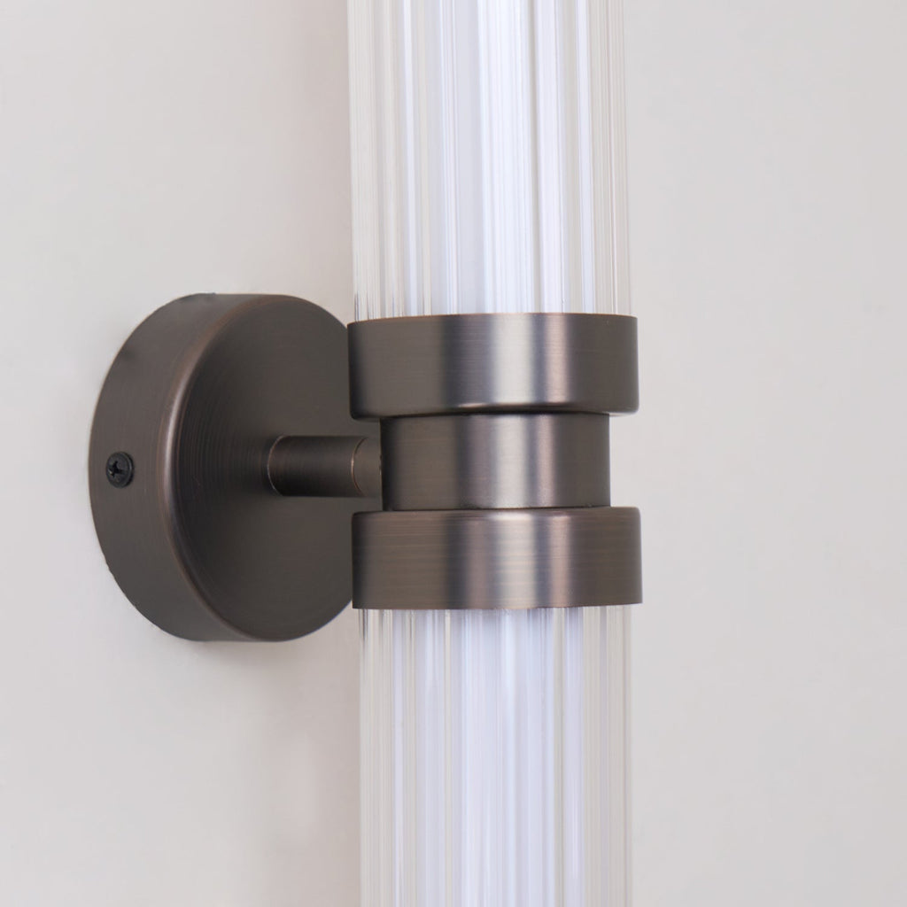 Myrtle Applique Murale Verticale en Verre Art Nordic Premium - Neutralighting