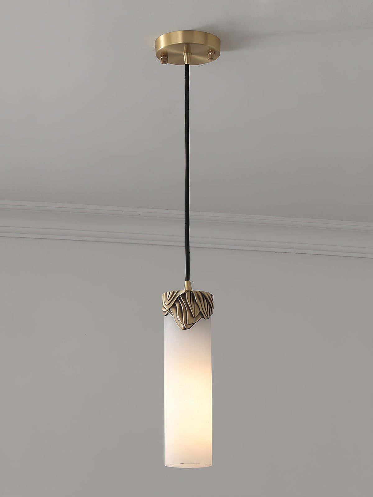 Quiver Suspension Moderne Minimaliste En Laiton Et Albâtre - Neutralighting