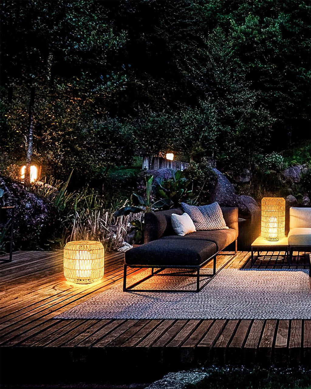 Danya Lampe Extérieure Cylindre en Rattan Solaire - Neutralighting