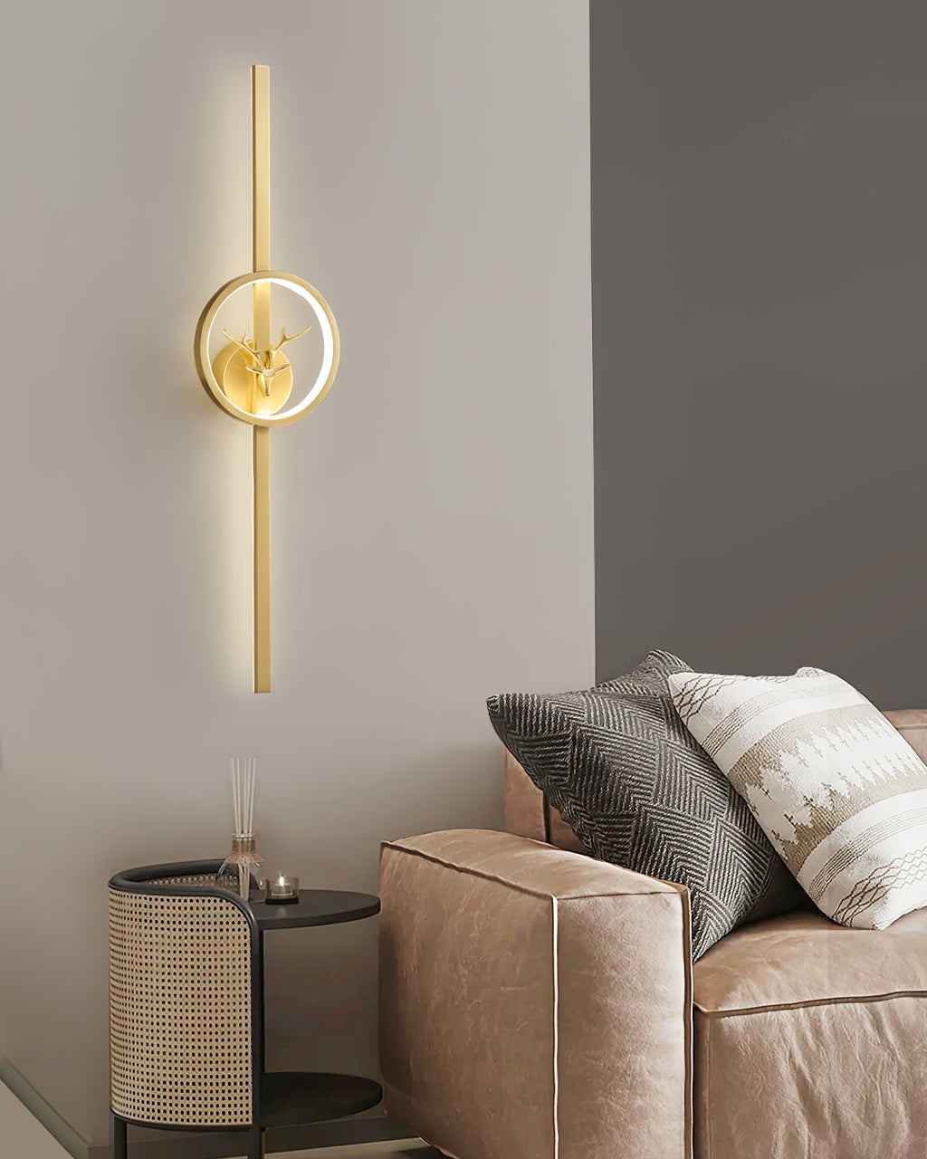 Vavinisra Classique Cerf Laiton Applique - Neutralighting