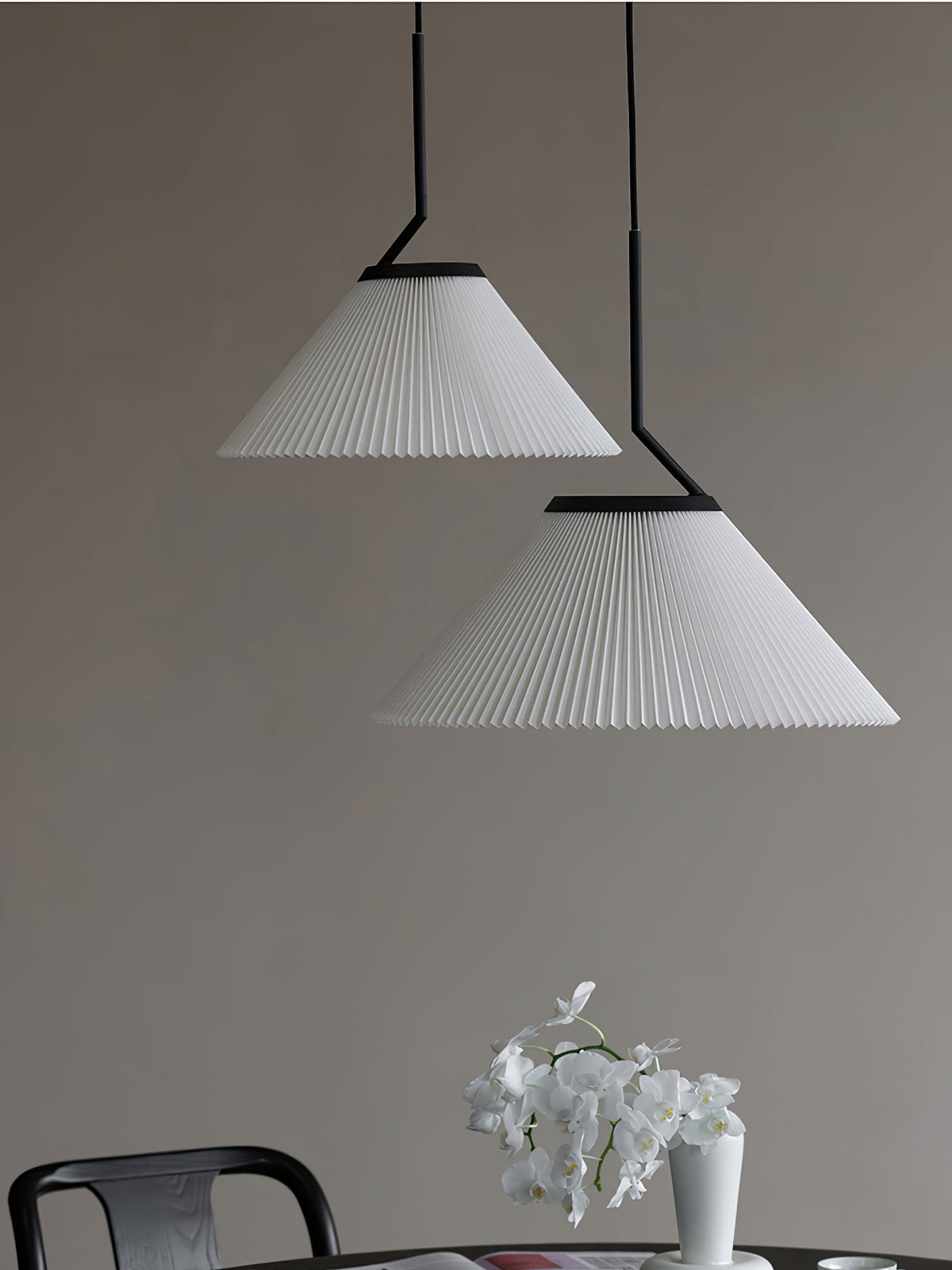 Knell Lampe Pendante en Métal Noir Plastique Plissée Minimaliste Moderne - Neutralighting