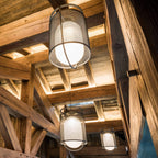 Solara Suspension Cylindre en Maille Accent en Laiton Industriel - Neutralighting