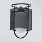 Solara Suspension Cylindre en Maille Accent en Laiton Industriel - Neutralighting