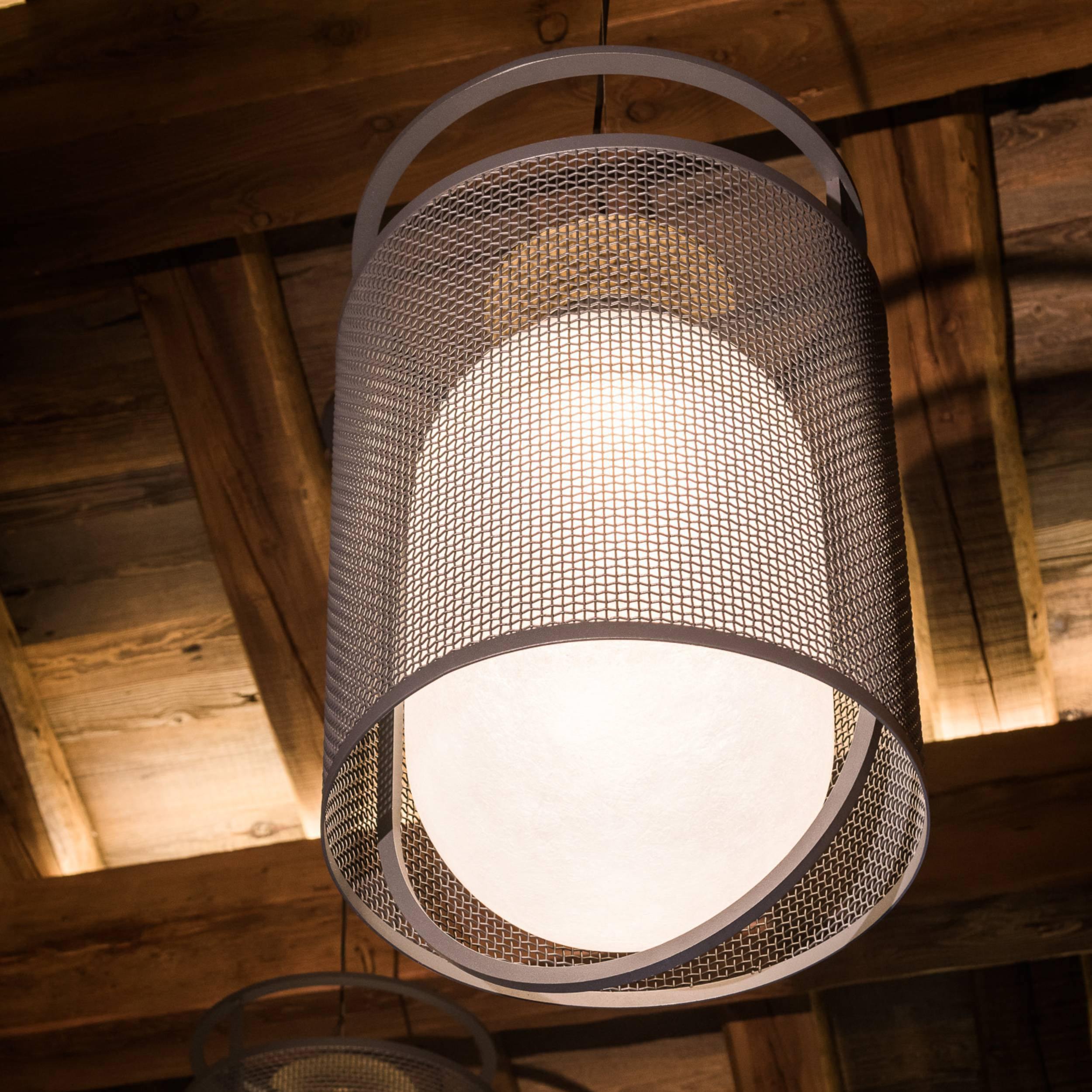 Solara Suspension Cylindre en Maille Accent en Laiton Industriel - Neutralighting