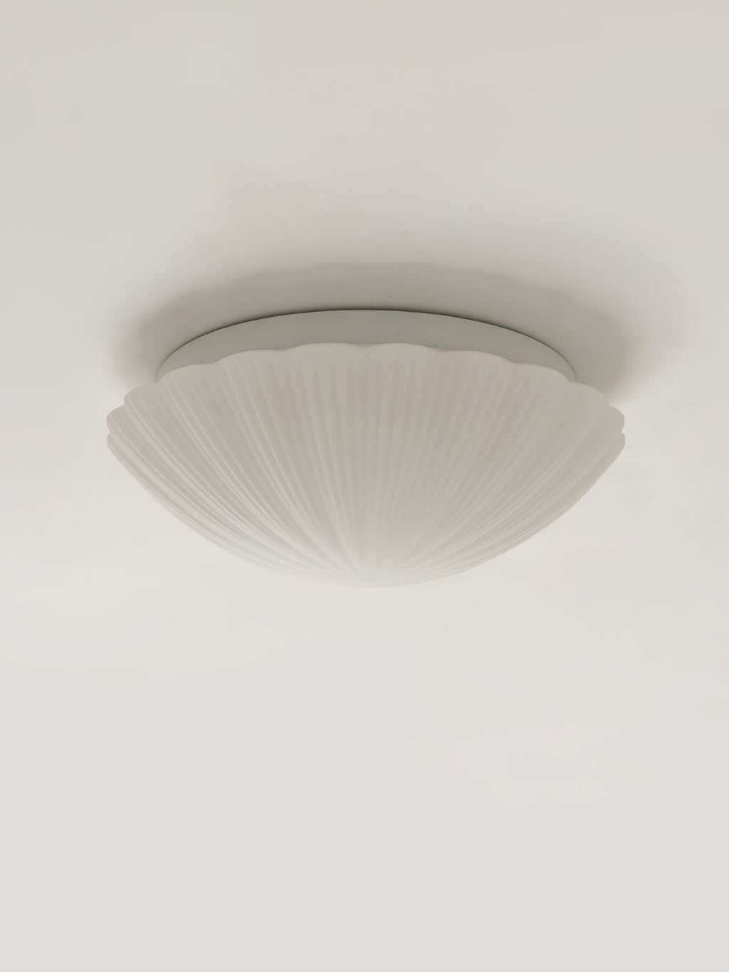 Solara Plafonnier Forme Coquillage Cannelé Doux Élégant - Neutralighting