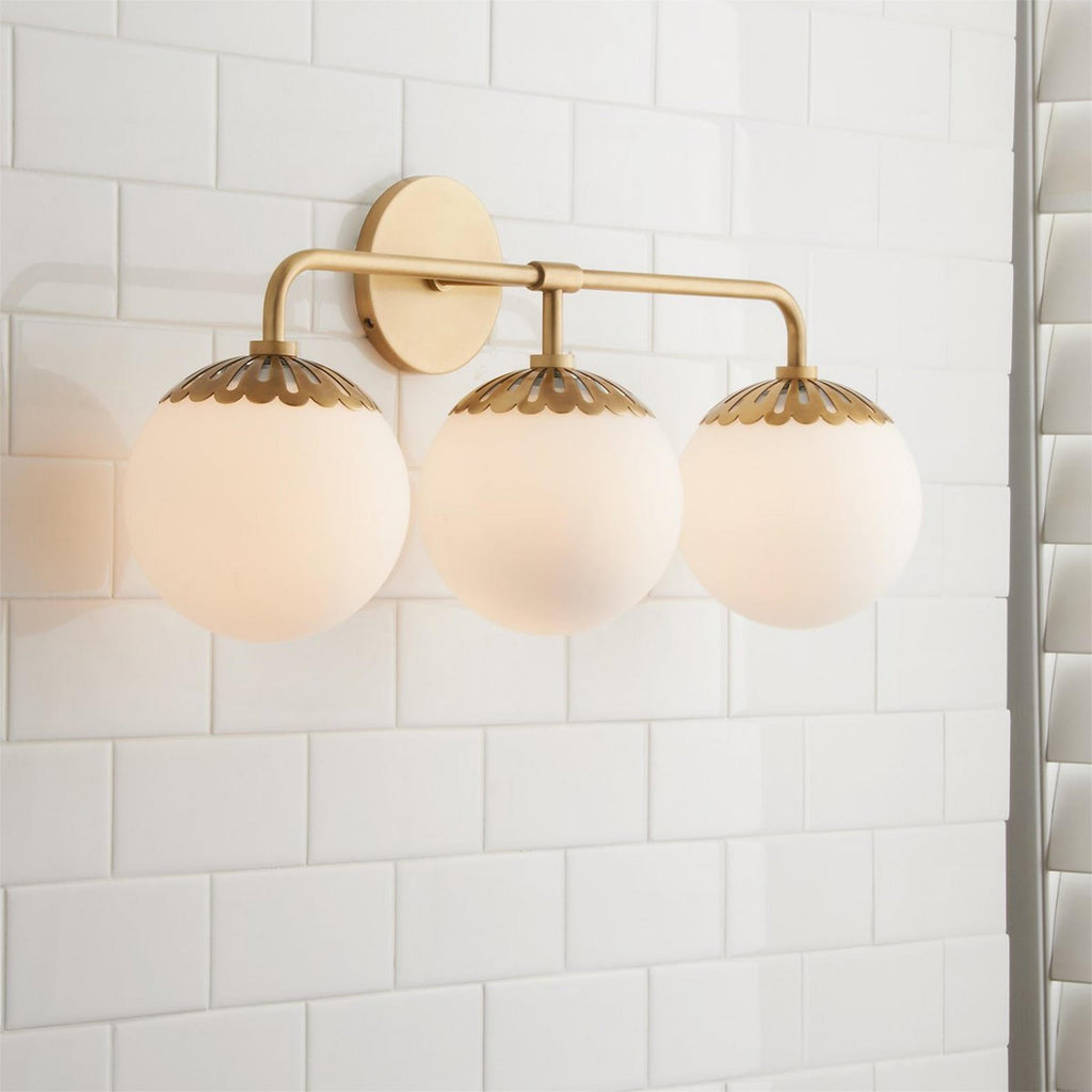 Aegis Applique Murale Globe Laiton Verre Minimaliste Moderne - Neutralighting