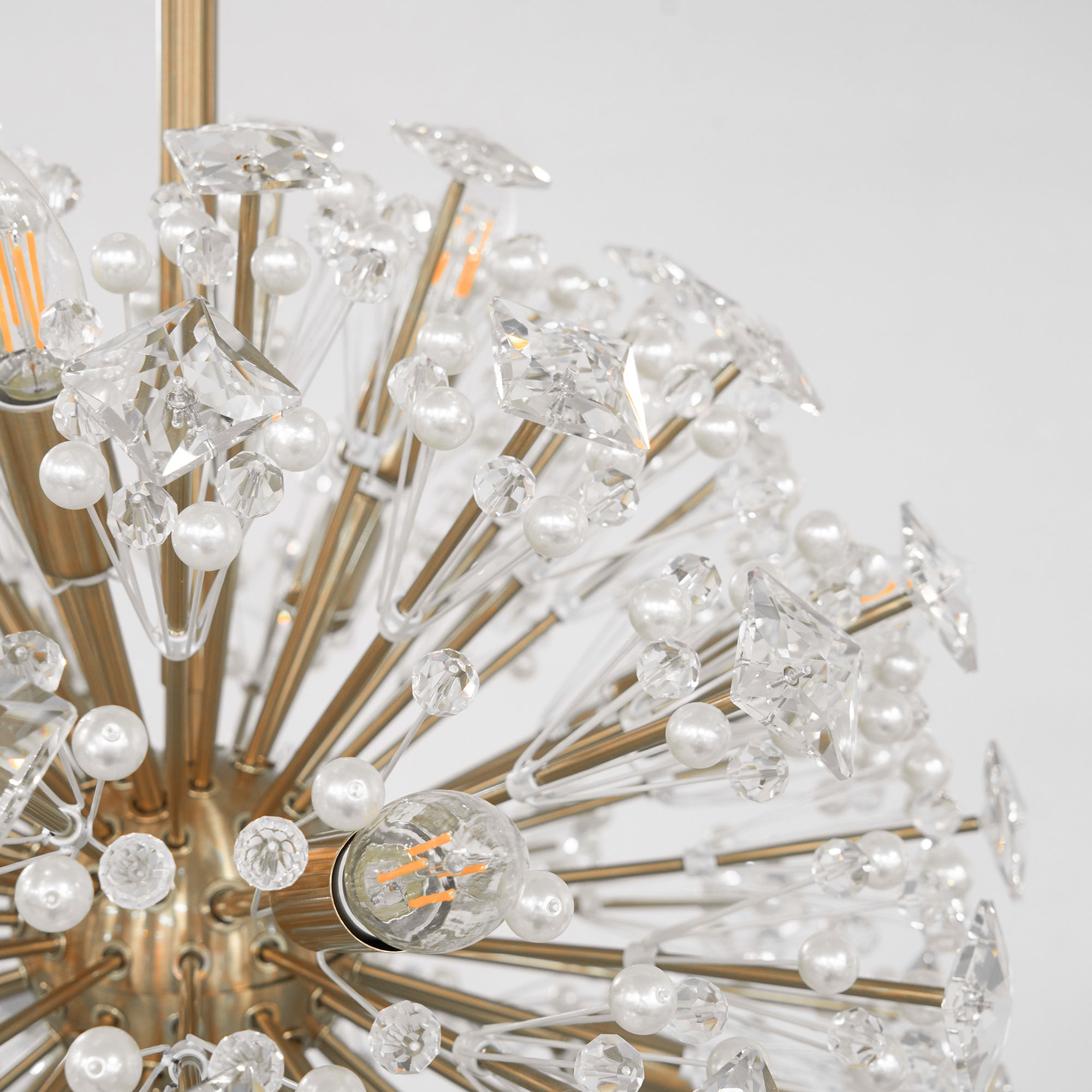 Aurora Lustre de Luxe en Métal Doré - Neutralighting