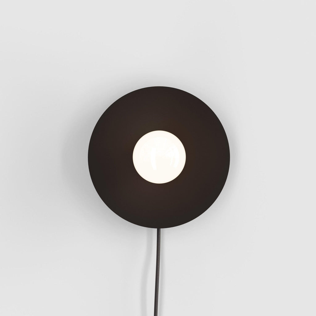 Lustra Wall Lamp Brass Bulb - Neutralighting