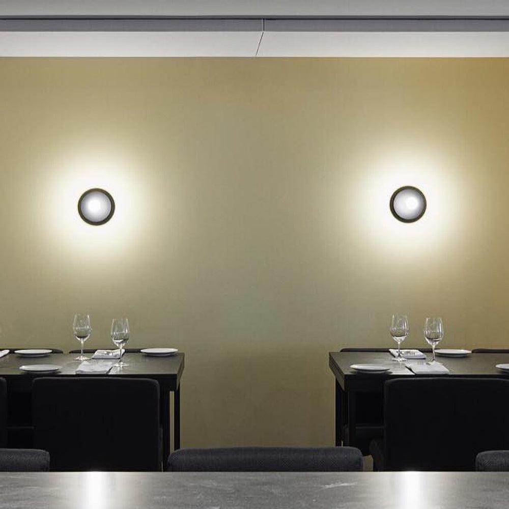 Lustra Wall Lamp Brass Bulb - Neutralighting