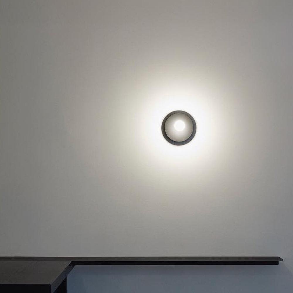 Lustra Wall Lamp Brass Bulb - Neutralighting