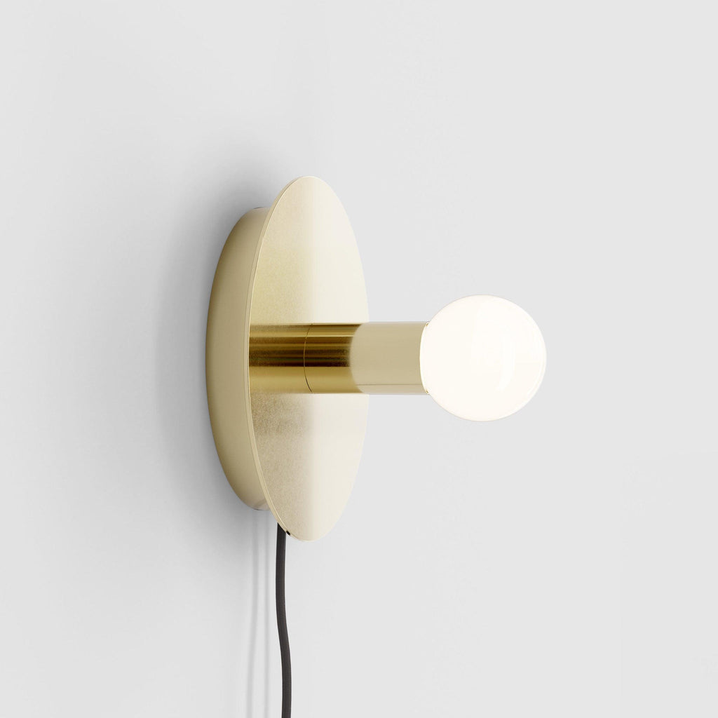 Lustra Wall Lamp Brass Bulb - Neutralighting