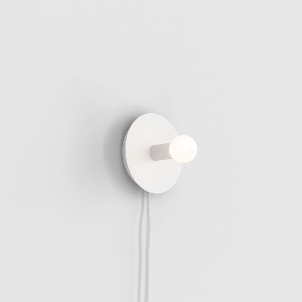 Lustra Wall Lamp Brass Bulb - Neutralighting