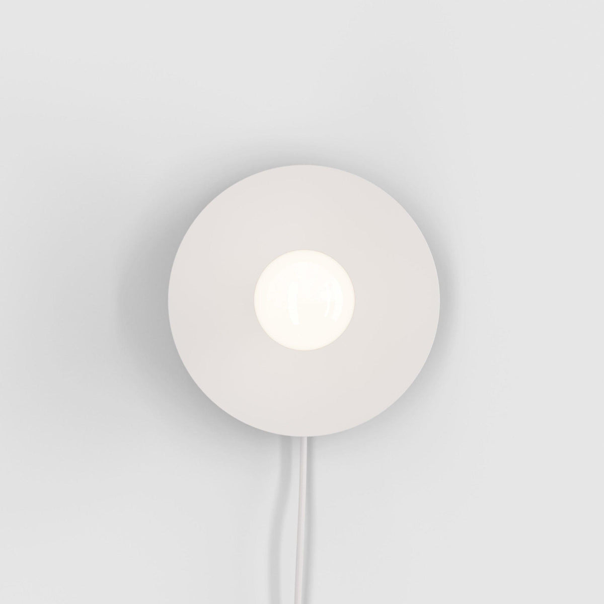 Lustra Wall Lamp Brass Bulb - Neutralighting