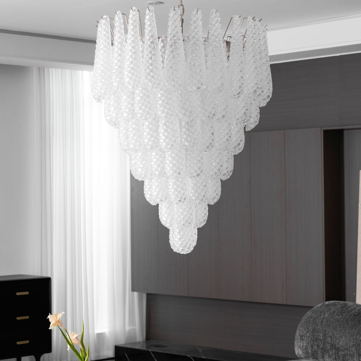 Aurora Chandelier Gouttes Transparentes en Verre de Murano. - Neutralighting