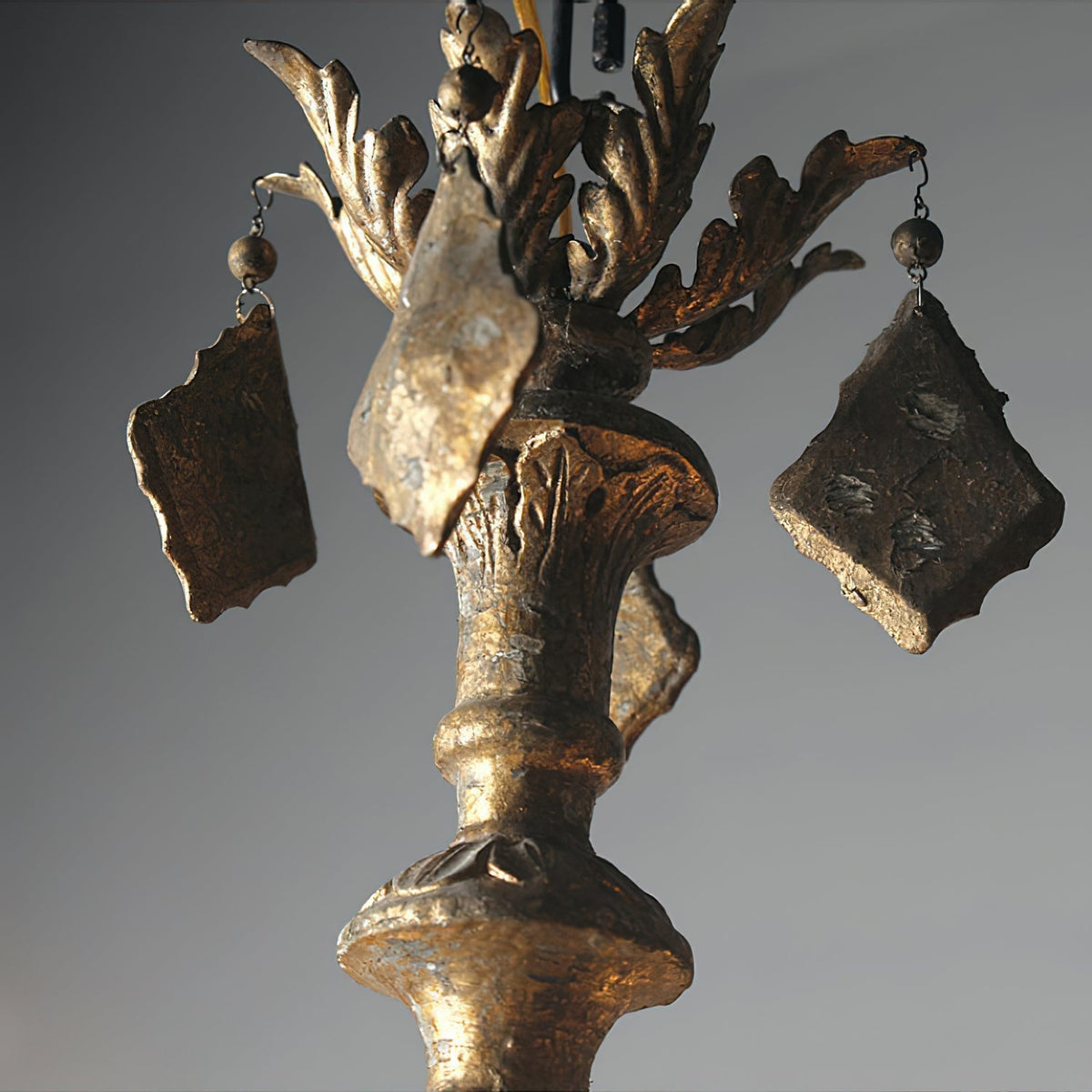 Urn Lustre Métal Or Vieilli Luxe Postmoderne - Neutralighting