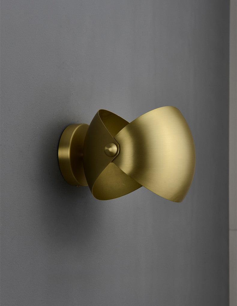 Luno Applique Murale en Laiton Élégante - Neutralighting