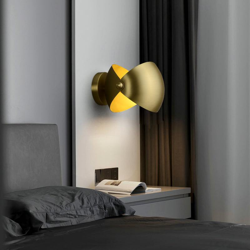 Luno Applique Murale en Laiton Élégante - Neutralighting