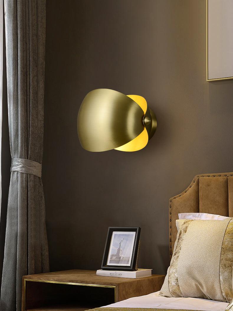 Luno Applique Murale en Laiton Élégante - Neutralighting