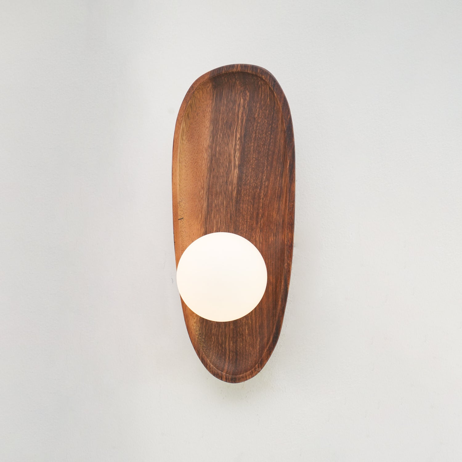 Keith Applique Murale Moderne Minimaliste en Bois et Verre - Neutralighting