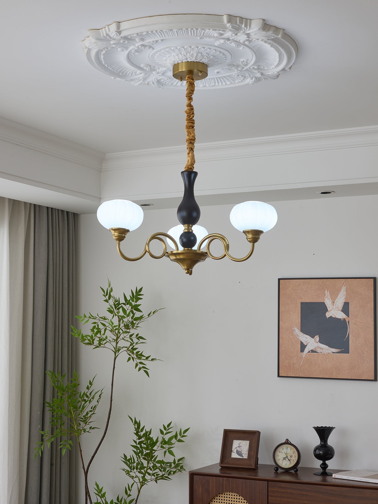 Avinor Chandelier Traditionnel en Bois Nordique - Neutralighting