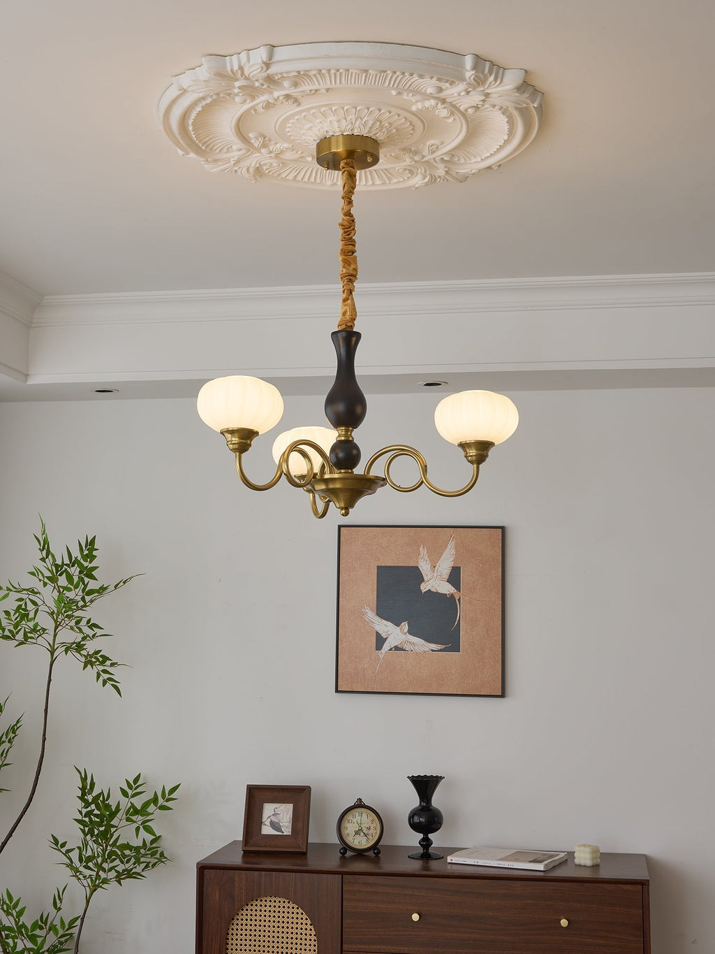 Avinor Chandelier Traditionnel en Bois Nordique - Neutralighting