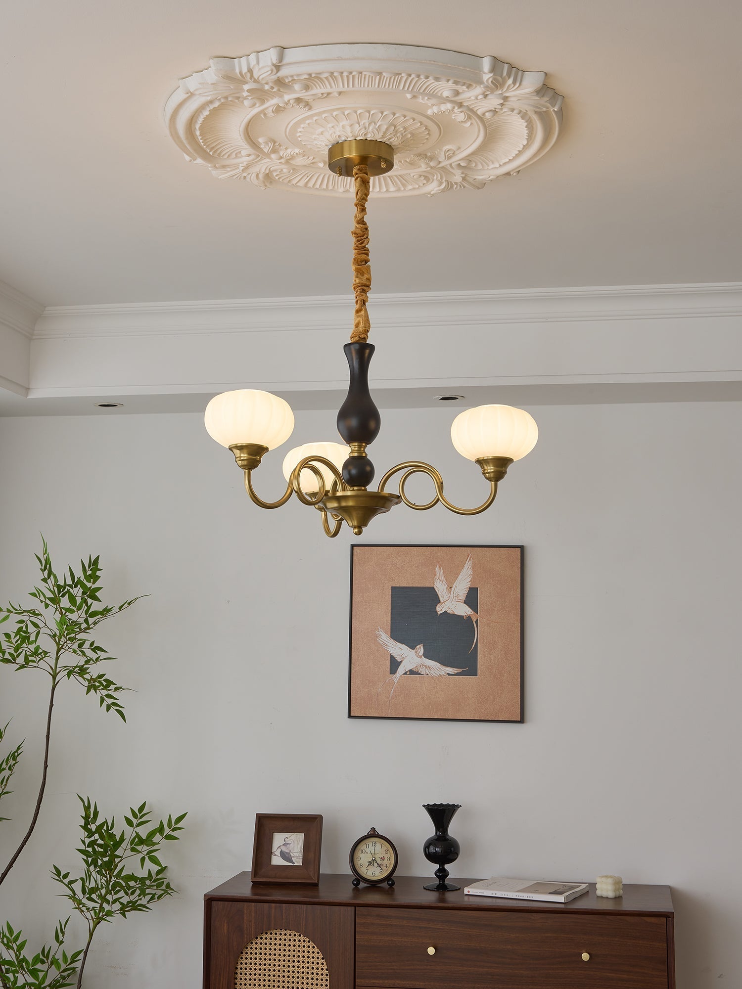 Avinor Chandelier Traditionnel en Bois Nordique - Neutralighting