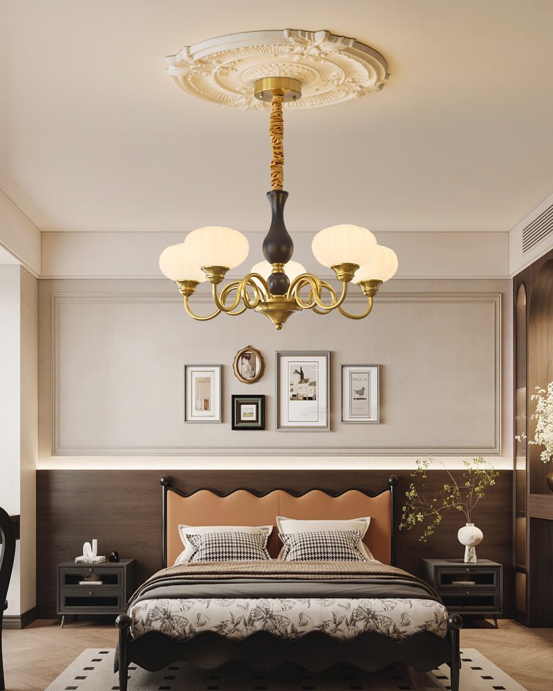 Avinor Chandelier Traditionnel en Bois Nordique - Neutralighting
