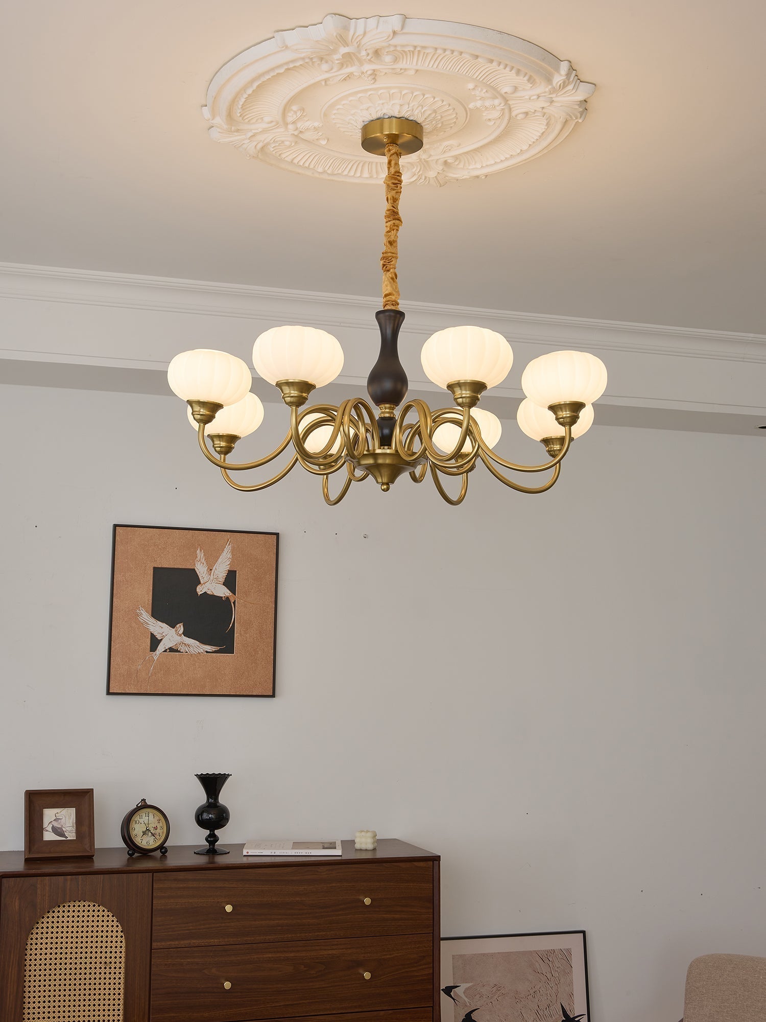 Avinor Chandelier Traditionnel en Bois Nordique - Neutralighting