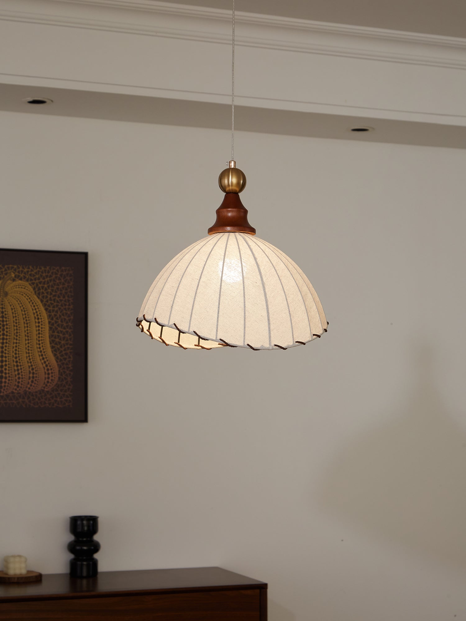 Thalira Suspension Élégante en Bois et Tissu - Neutralighting