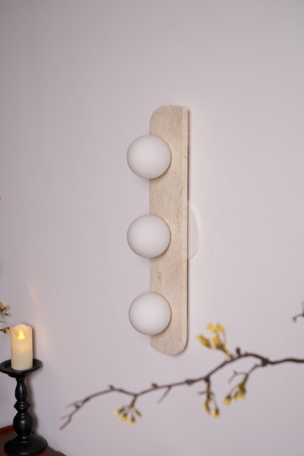 Zophaor Minimalist Travertine Plug-In Wall Light - Neutralighting
