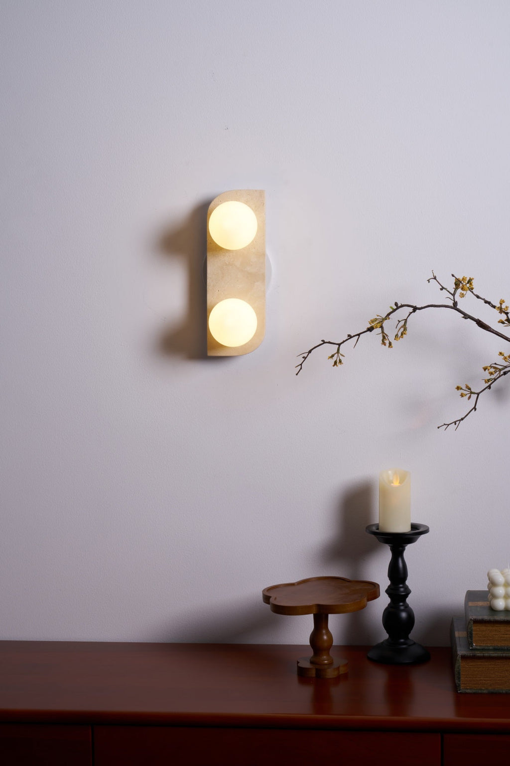 Zophaor Minimalist Travertine Plug-In Wall Light - Neutralighting