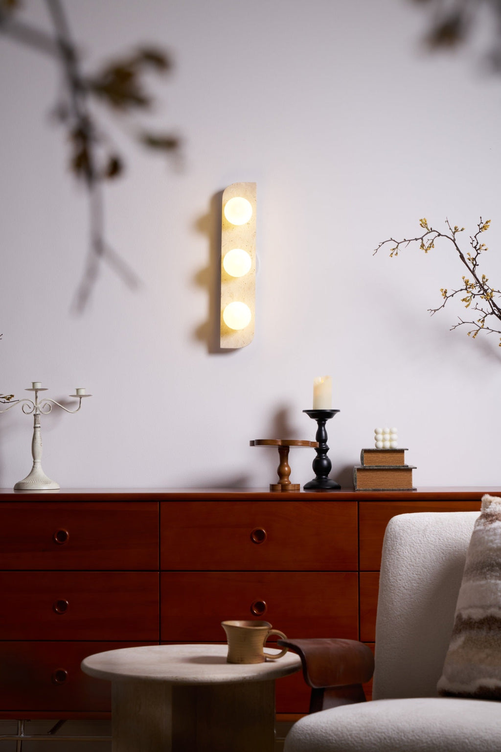 Zophaor Minimalist Travertine Plug-In Wall Light - Neutralighting