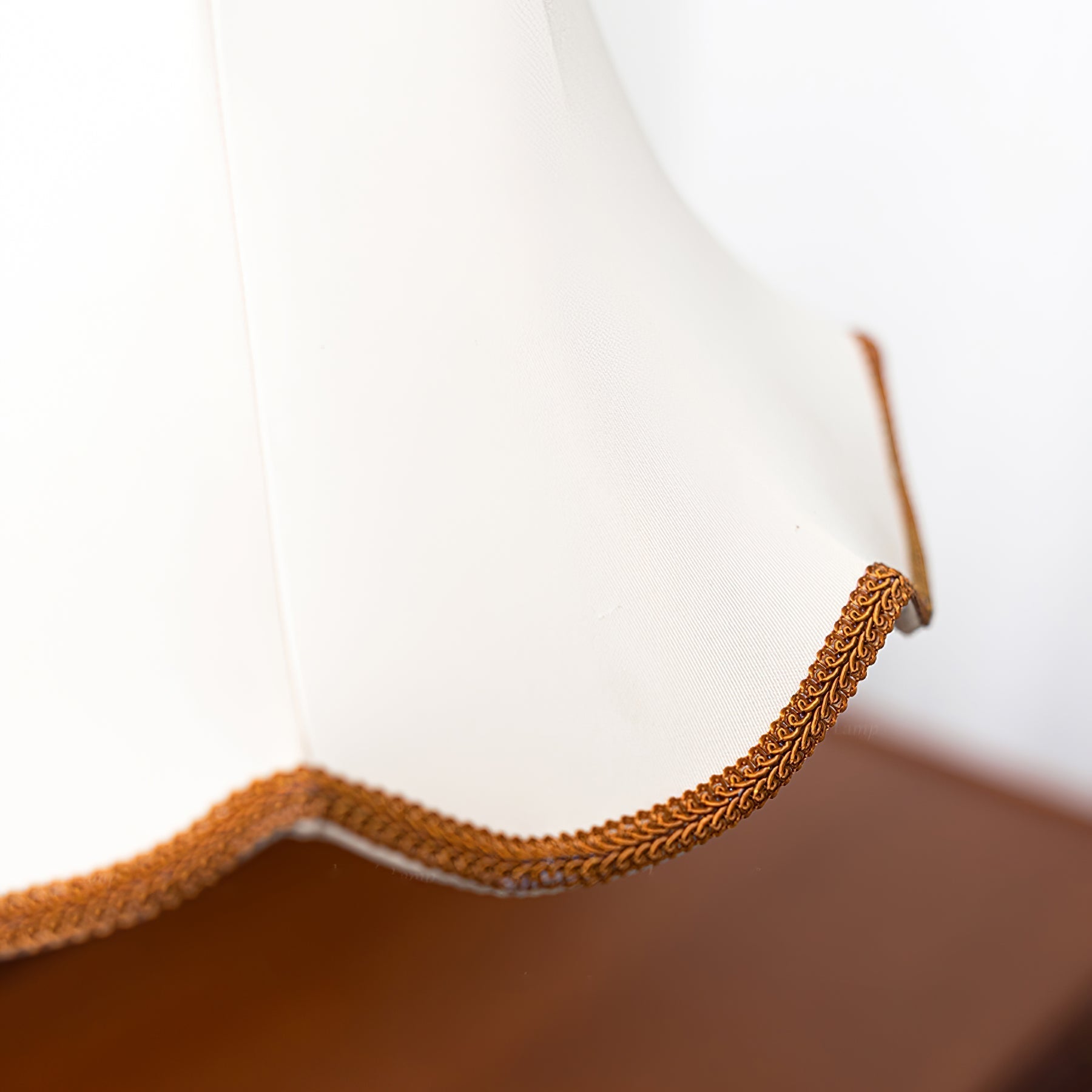 Eurvaryra Classique Élégance Tissu Bois Suspension Lumière - Neutralighting