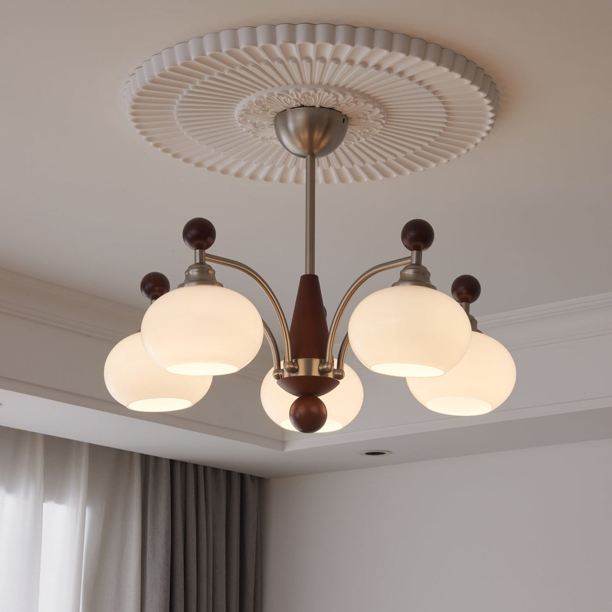 Ivloria Chandelier Bois Verre Orbit Élégance Traditionnelle - Neutralighting