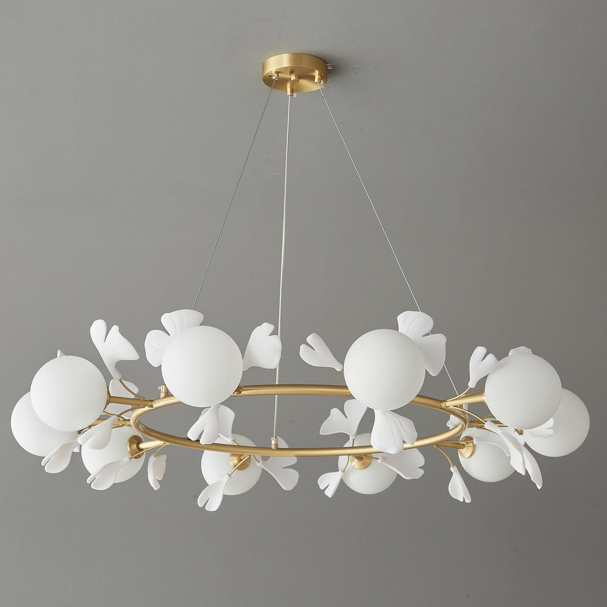 Olivia Chandelier en Céramique Florale et Laiton - Neutralighting