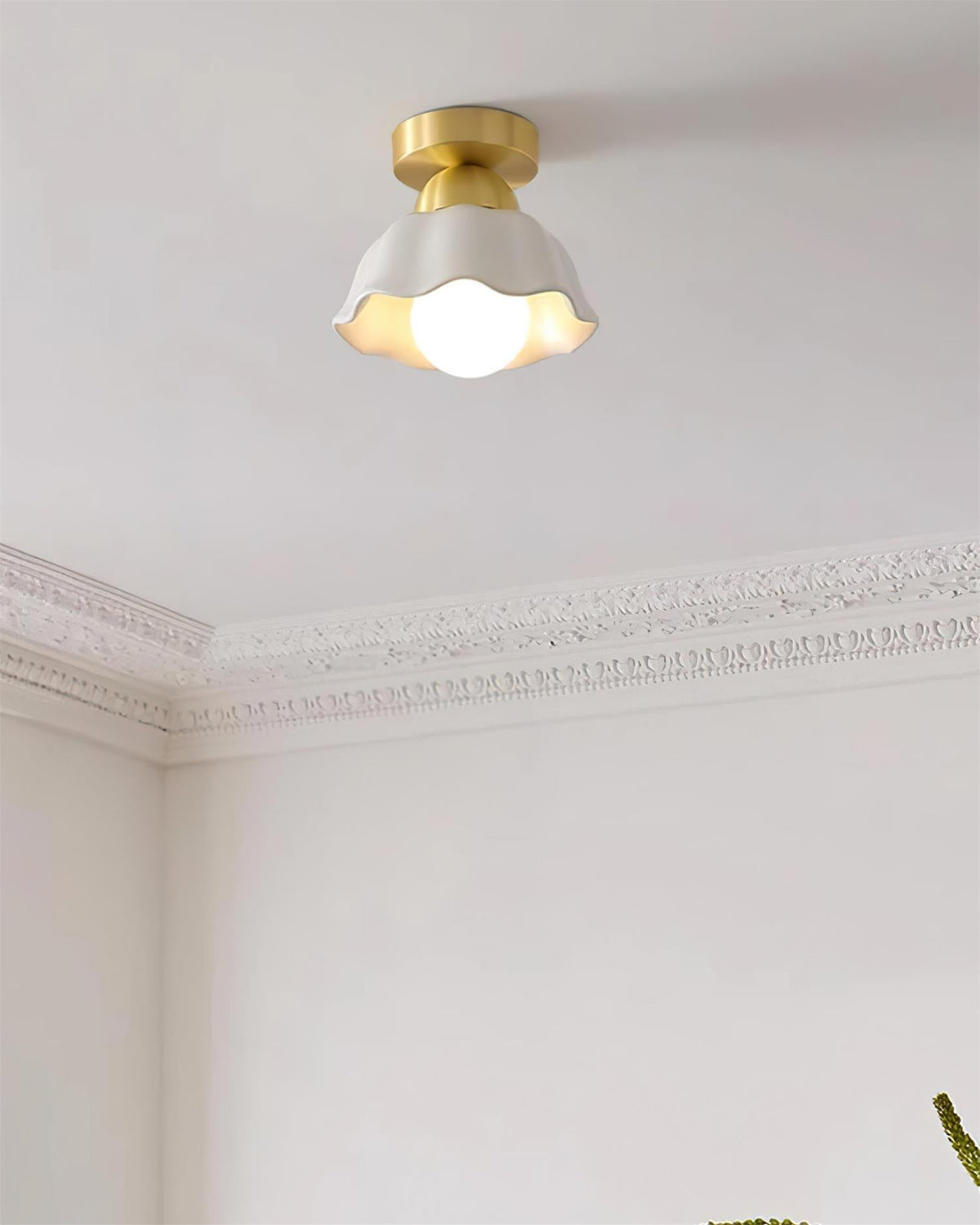 Opila Lampe Plafonnier Semi-Encastrée Or et Blanche - Neutralighting