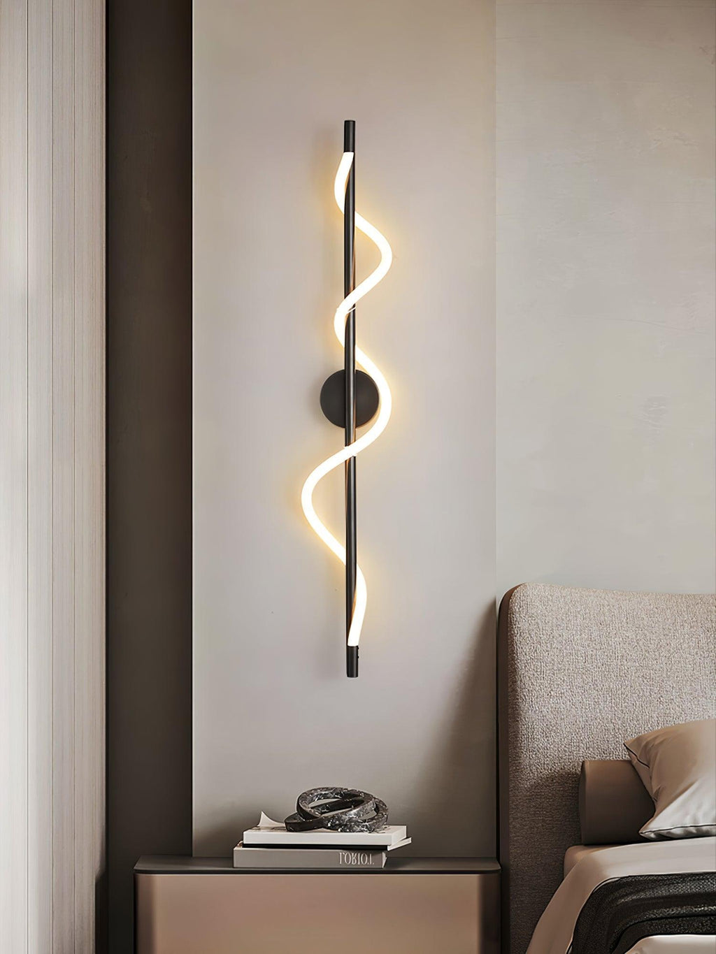 Fidora Applique murale sculpturale en laiton et silicone - Neutralighting