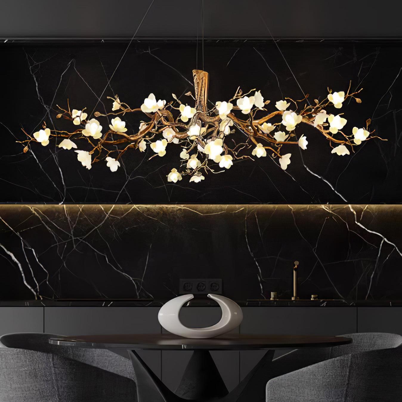 Avaros Lustre en céramique et laiton de luxe postmoderne avec branches fleuries - Neutralighting