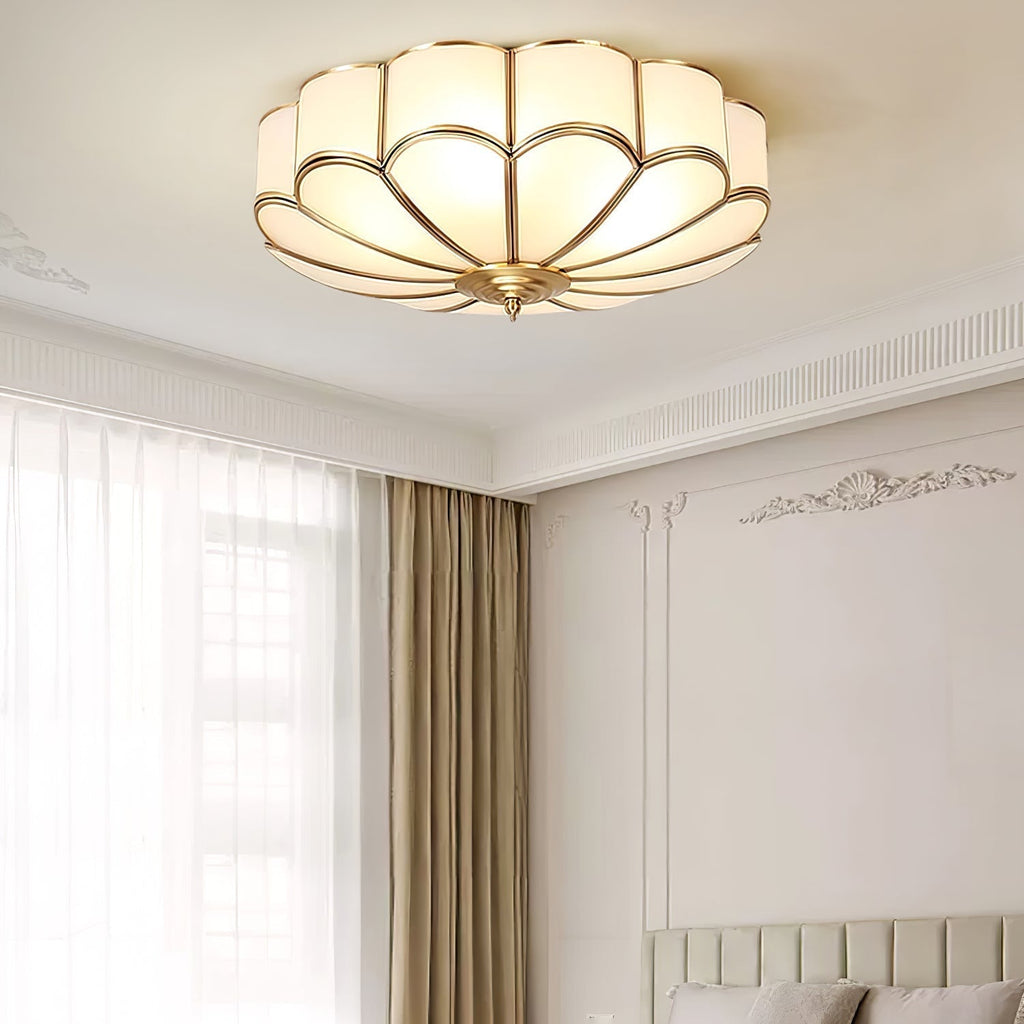 Lustra Plafonnier Forme de Fleur en Verre Laiton - Neutralighting