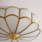 Lustra Plafonnier Forme de Fleur en Verre Laiton - Neutralighting