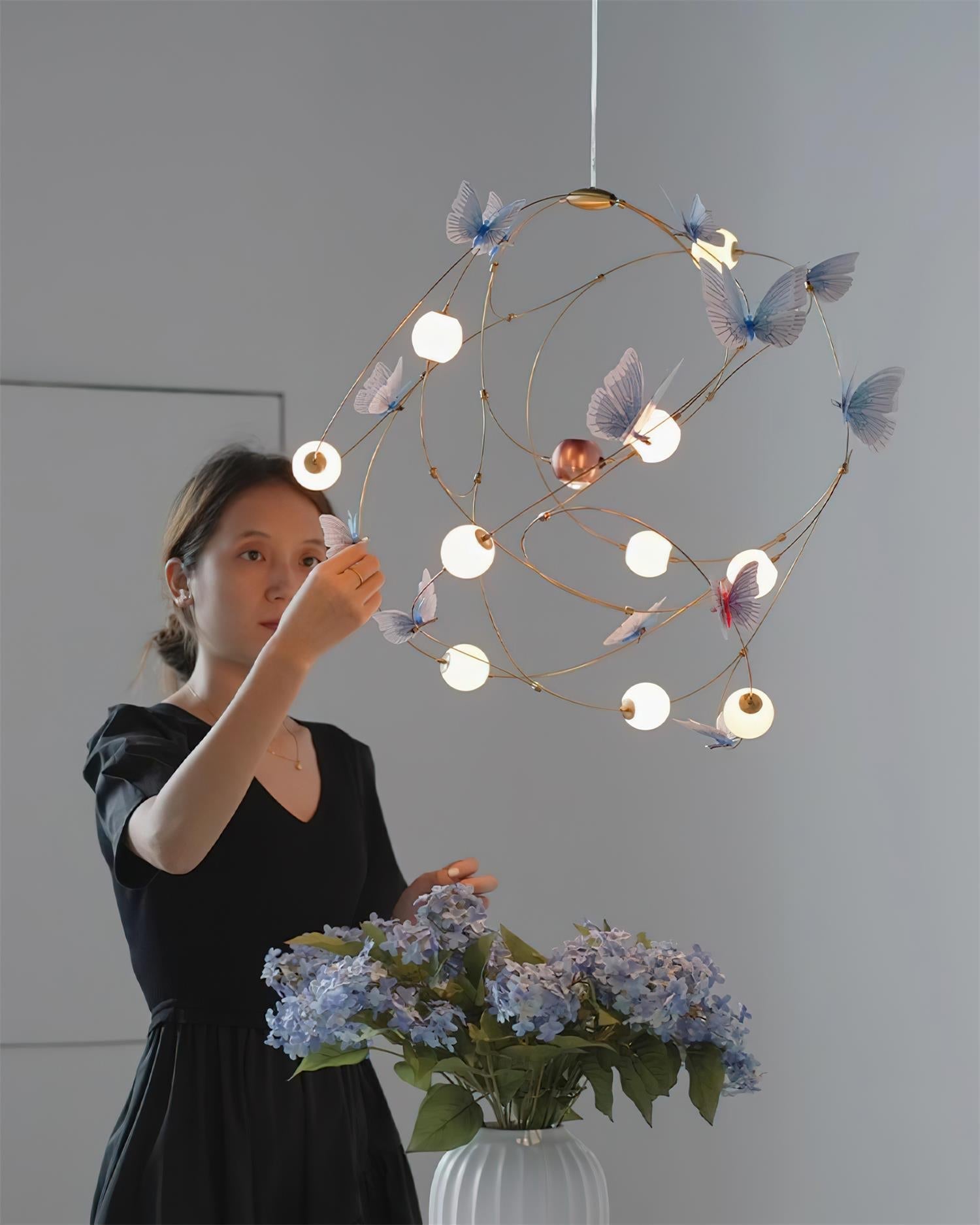 Flutterveil Chandelier Papillon Rêveur - Neutralighting