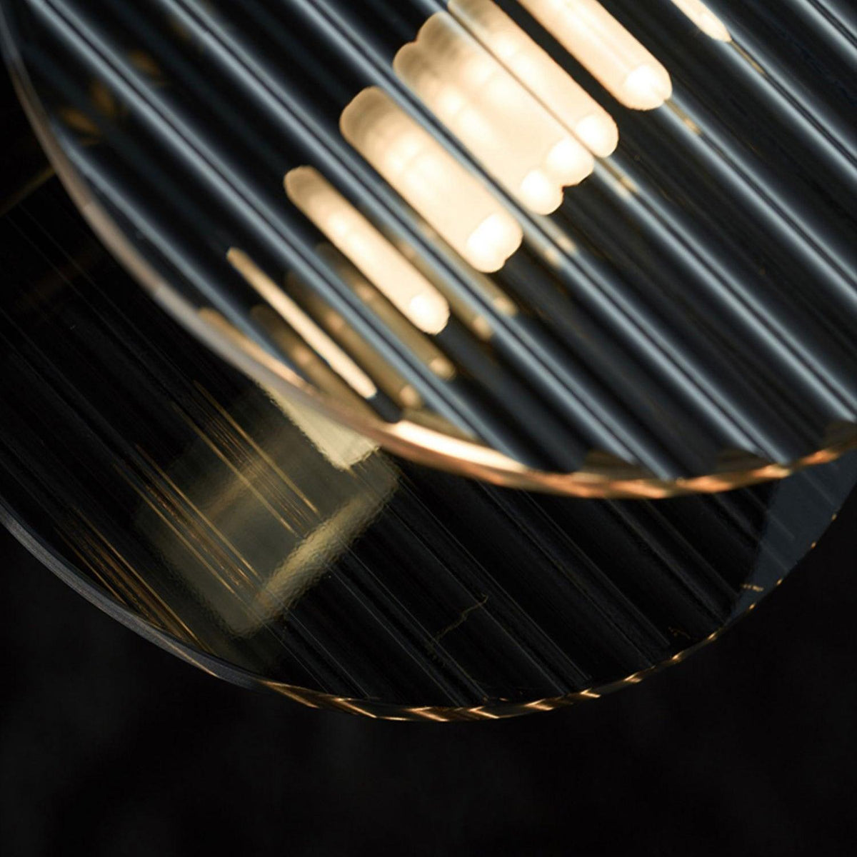Lustra Chandelier en Verre Fumé et Noir - Neutralighting