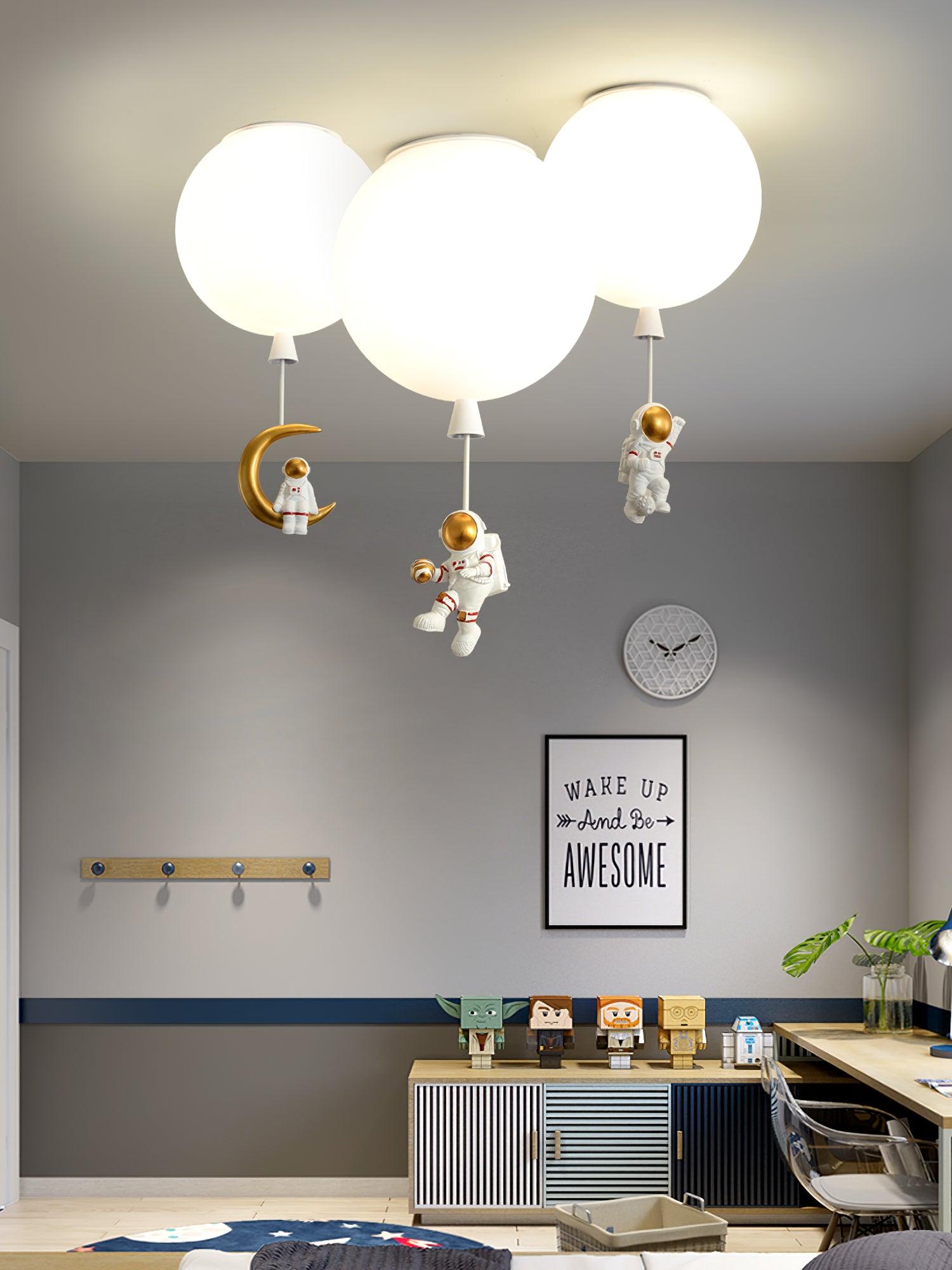 Solara Lampe Plafonnier Acrylique Ballon Astronaute - Neutralighting