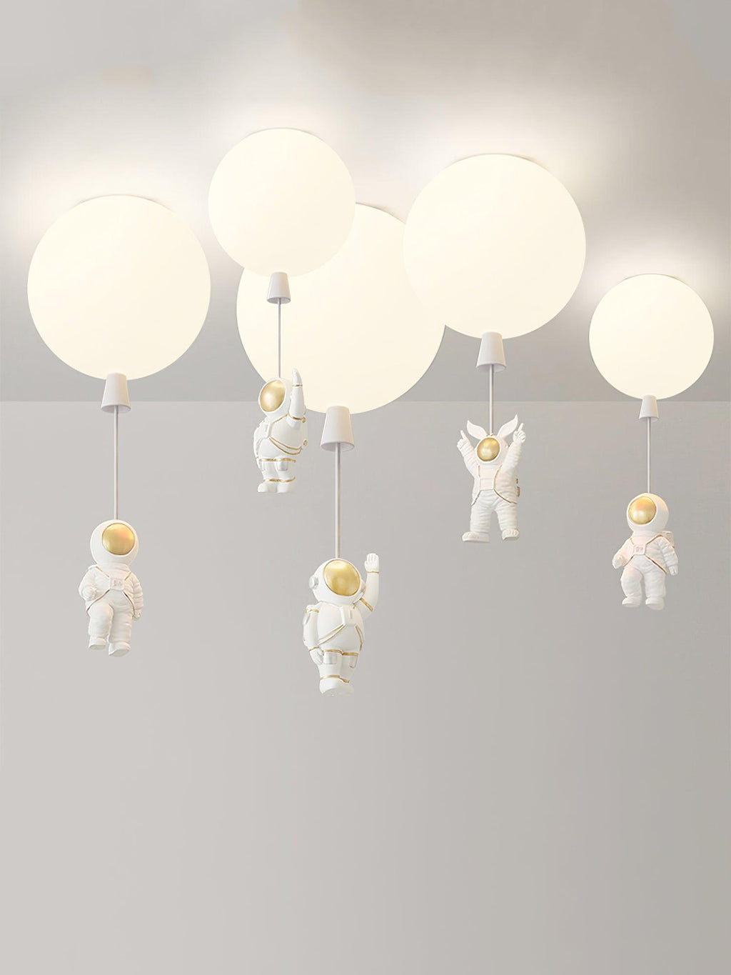 Solara Lampe Plafonnier Acrylique Ballon Astronaute - Neutralighting